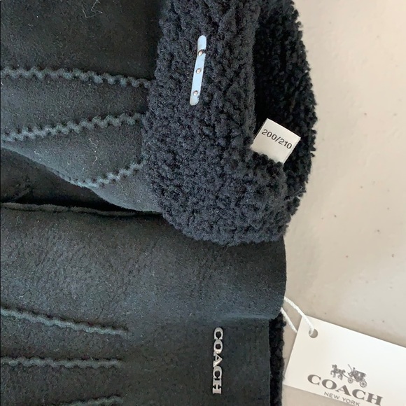 Brand New Coach Black Gloves - Picture 10 of 10